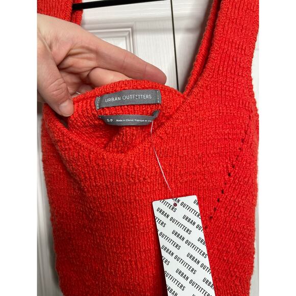 NEW Urban Outfitters Red Orange Knit Crochet Stretchy Crop Top Tank Size Small - Picture 7 of 9